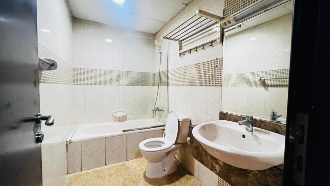 Traveller Partition Room In Al Barsha 1 Near Metro Dubai Eksteriør bilde