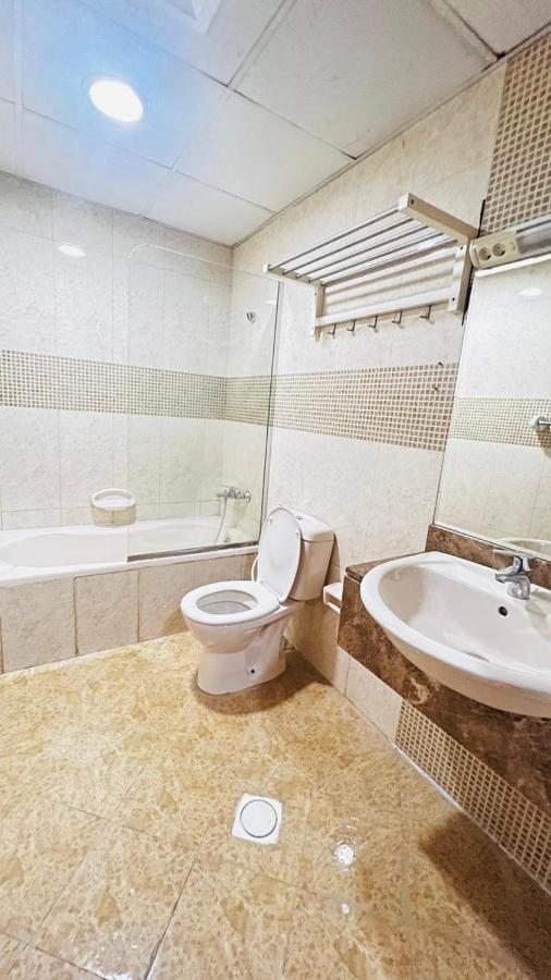 Traveller Partition Room In Al Barsha 1 Near Metro Dubai Eksteriør bilde