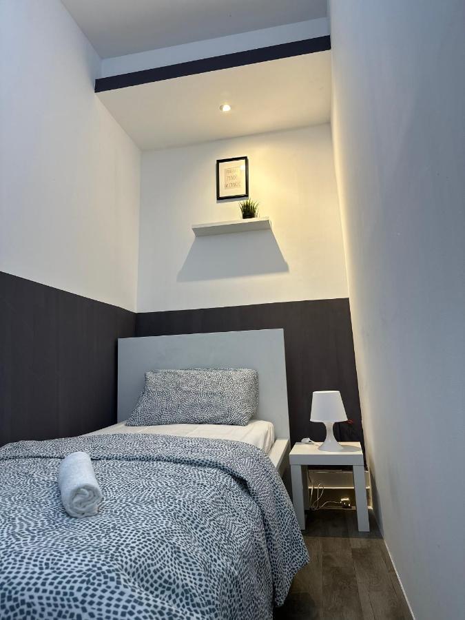 Traveller Partition Room In Al Barsha 1 Near Metro Dubai Eksteriør bilde