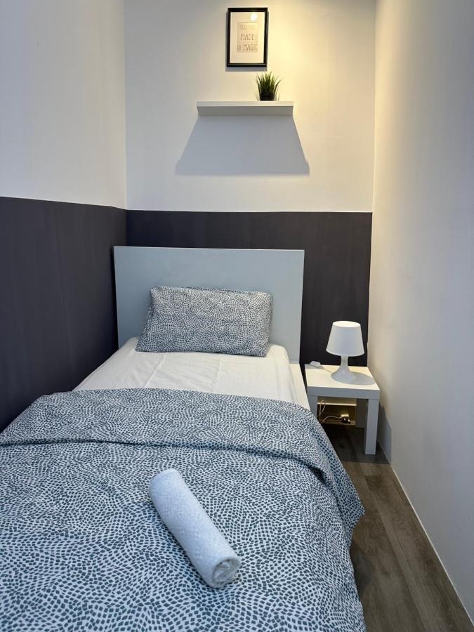 Traveller Partition Room In Al Barsha 1 Near Metro Dubai Eksteriør bilde